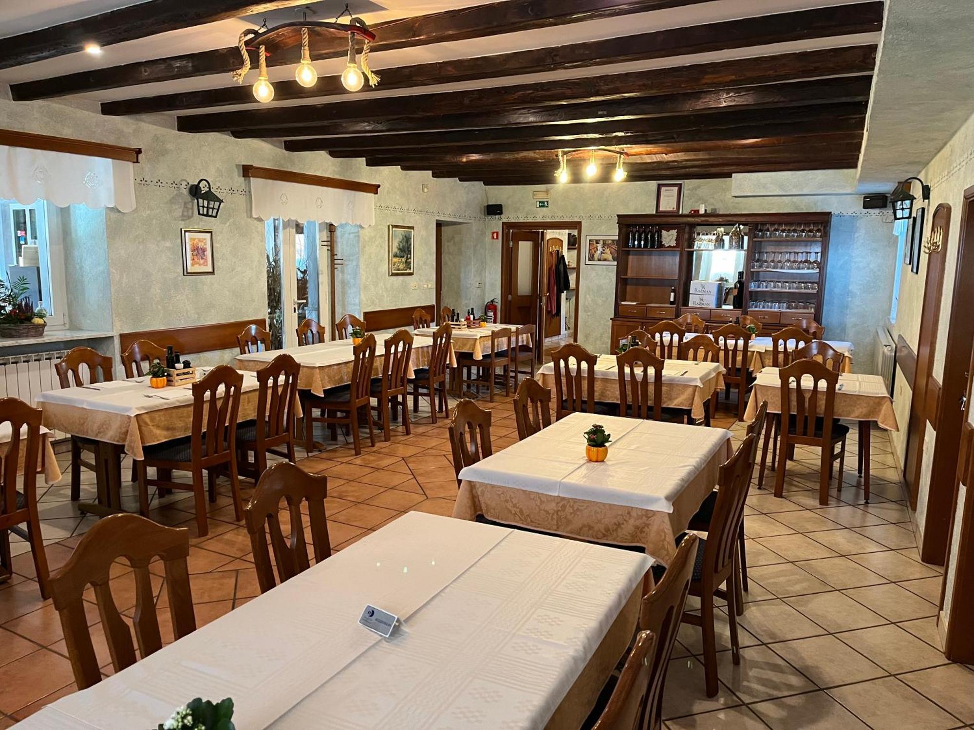 Razman Wine Rooms Gračišče Zewnętrze zdjęcie